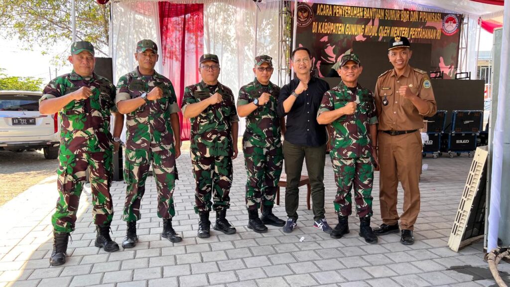 acara peresmian sumur bor dan pipanisasi di gunung kidul